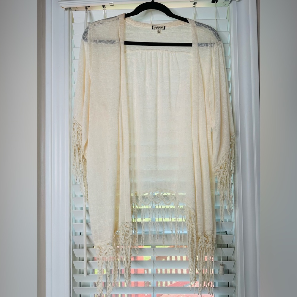 💚 CREAM LIGHT WEIGHT COVER WRAP WITH FRINGE 💛TOP